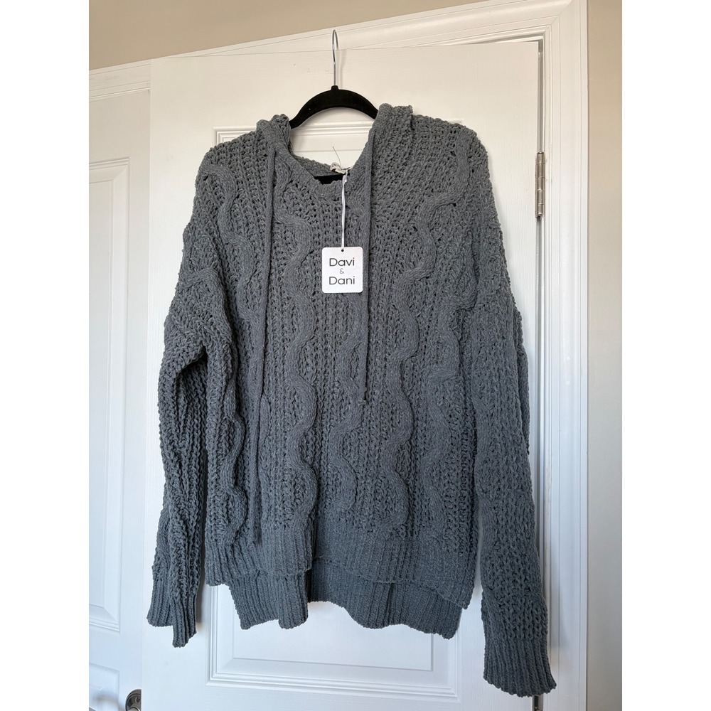 Davi & Dani Gray Cable Knit Hoodie Sweater DWT95110 Small NWT